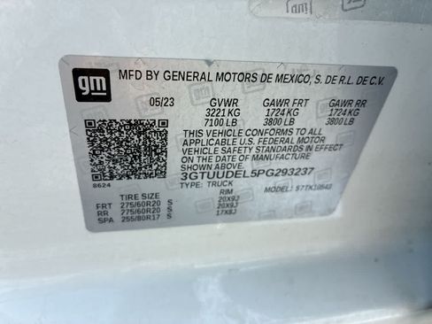 Used 2023 GMC Sierra 1500 SLT w/ SLT Premium Package AWD/4WD image 34