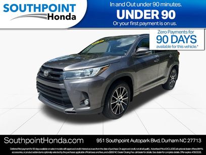 Used 2017 Toyota Highlander SE