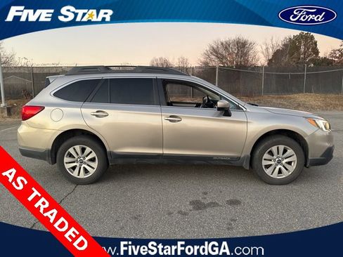 Used 2016 Subaru Outback 2.5i Premium image 2