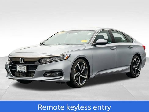 Used 2018 Honda Accord Sport image 3