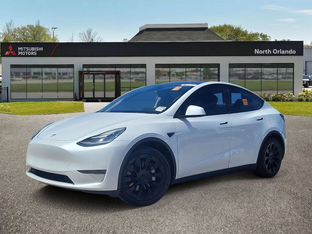 Used 2020 Tesla Model Y Long Range AWD/4WD image 1