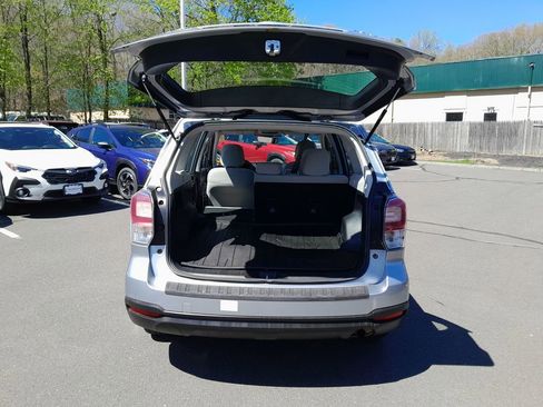 Used 2017 Subaru Forester 2.5i w/ Alloy Wheel Package AWD/4WD image 33