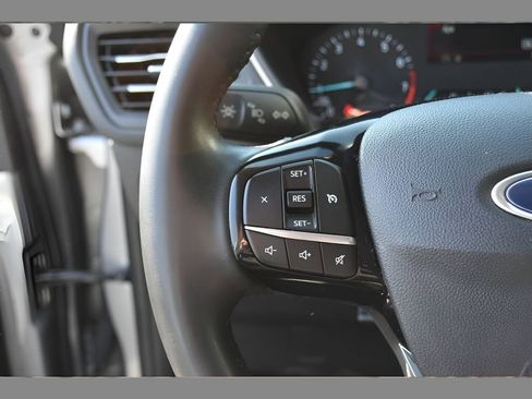 Used 2022 Ford Escape SEL image 19