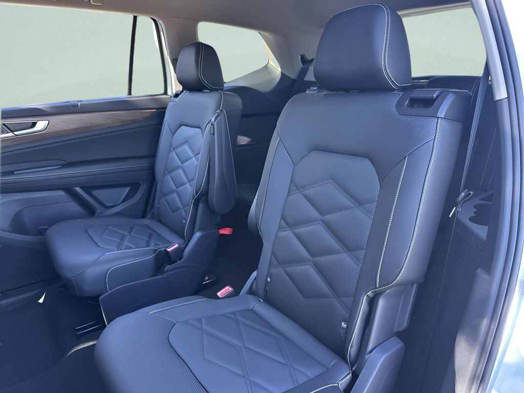 New 2026 Volkswagen Atlas SE FWD image 23