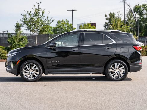 Used 2023 Chevrolet Equinox Premier AWD/4WD image 4