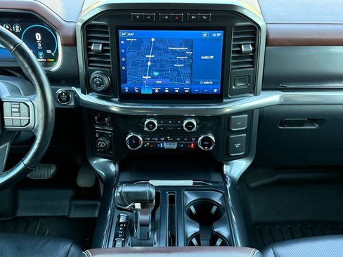 Used 2022 Ford F150 Lariat w/ Equipment Group 502A High image 20