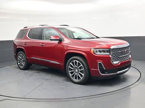 Used 2021 GMC Acadia Denali w/ Denali Ultimate Package image 2