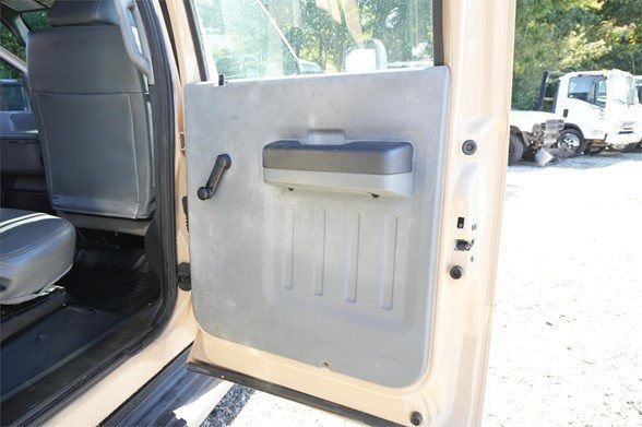 Used 2013 Ford F450 XL w/ Snow Plow Prep Pkg RWD image 17