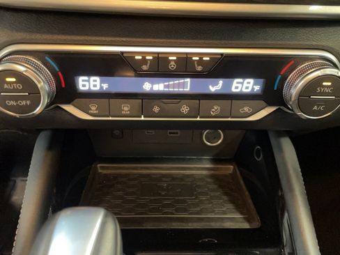 Used 2023 Nissan Altima 2.5 SL image 15