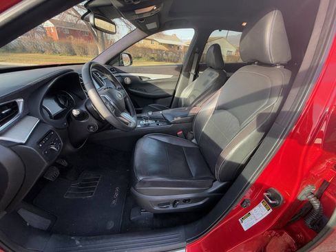 Used 2019 INFINITI QX50 Essential w/ Sensory Package image 10