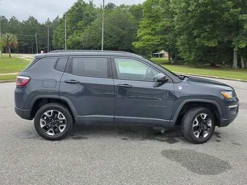 Used 2018 Jeep Compass Trailhawk w/ Navigation Group AWD/4WD image 41