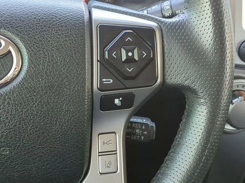 Used 2021 Toyota 4Runner SR5 RWD image 30