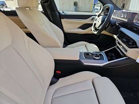 New 2026 BMW 430i w/ Premium Package image 10