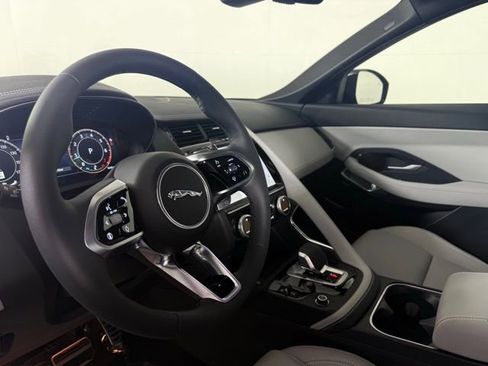 New 2024 Jaguar E-PACE R-Dynamic SE image 8