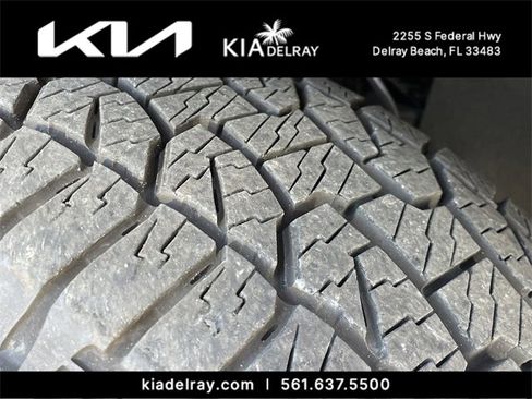 Used 2019 Toyota Tacoma TRD Sport image 28