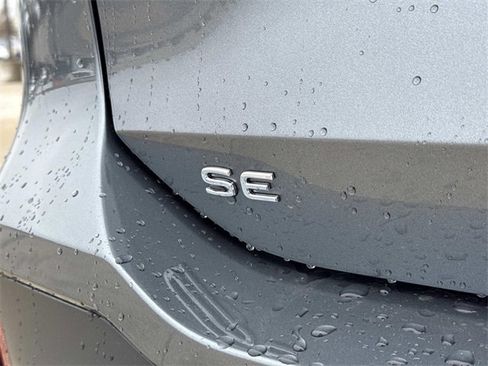 New 2026 Volkswagen Tiguan SE image 5