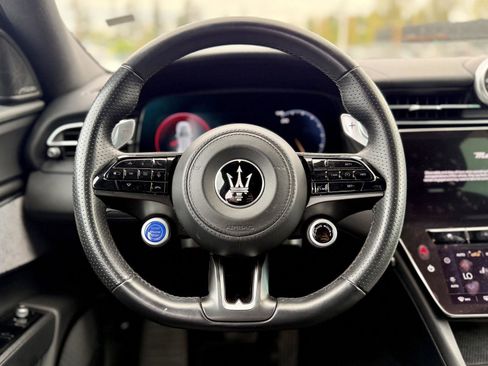 Used 2024 Maserati Grecale GT image 12