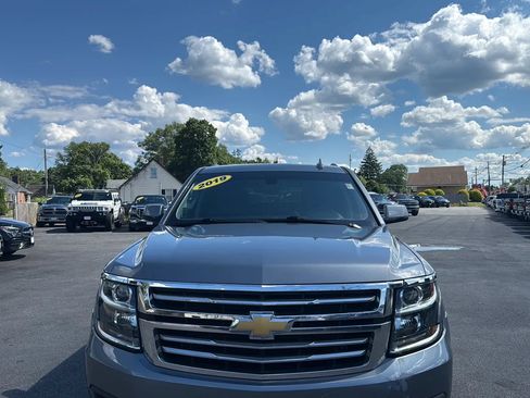 Used 2019 Chevrolet Tahoe LS AWD/4WD image 2