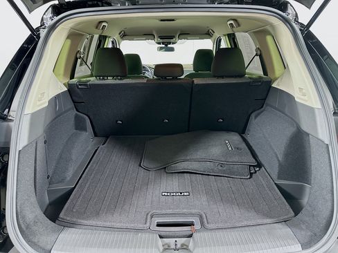 Used 2023 Nissan Rogue SV image 26