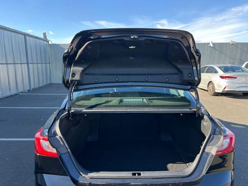 Used 2025 Toyota Camry LE image 30