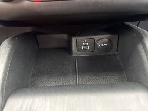 Used 2025 Ford Escape ST-Line Select image 17