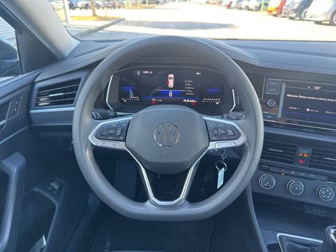 Used 2023 Volkswagen Jetta S image 11