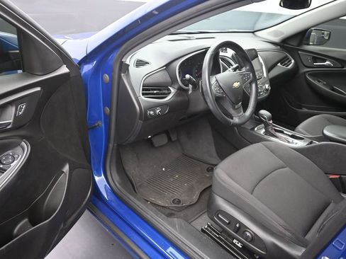 Used 2023 Chevrolet Malibu RS FWD image 10