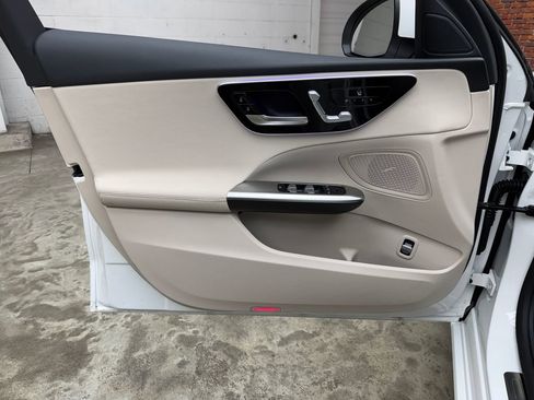 Used 2026 Mercedes-Benz C 300 4MATIC Sedan image 9