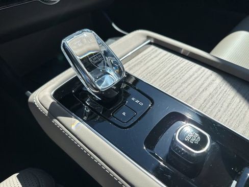 New 2026 Volvo XC90 B6 Ultra AWD/4WD image 15
