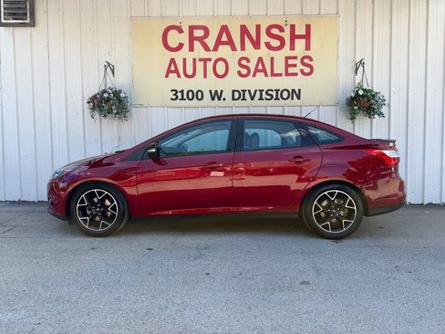 Used 2014 Ford Focus SE w/ Equipment Group 201A FWD image 6