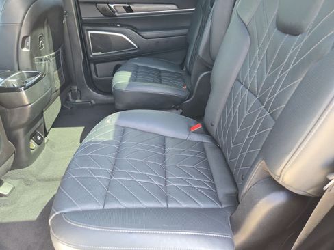 Used 2023 Kia Telluride SX Prestige X-Line AWD/4WD image 19