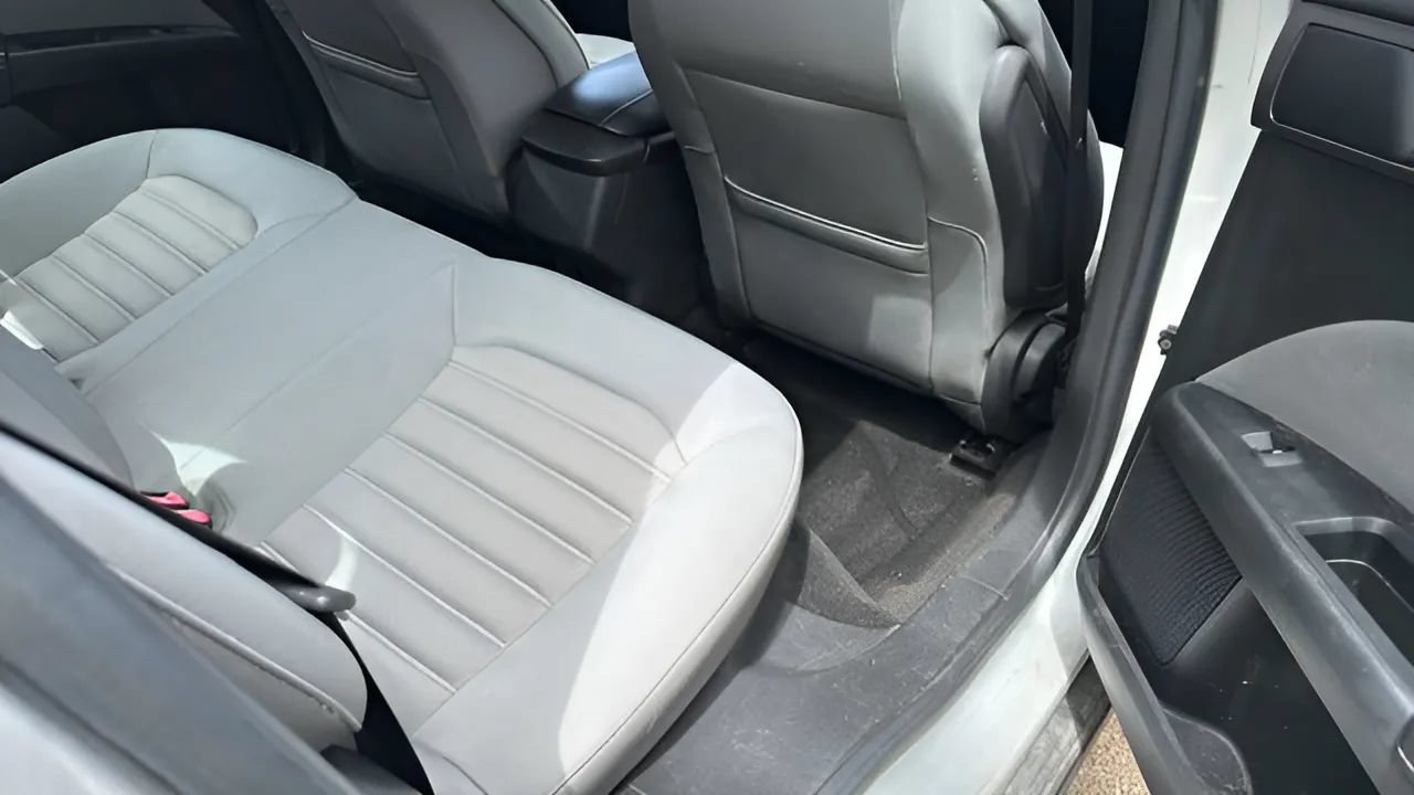 Used 2013 Ford Fusion S FWD image 8