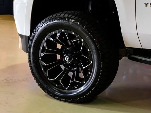 Used 2019 Chevrolet Tahoe LT AWD/4WD image 55