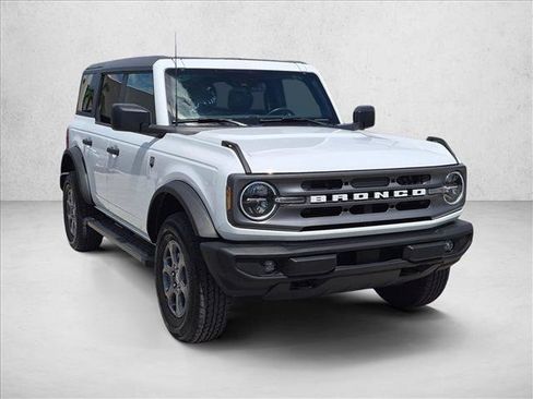 Used 2024 Ford Bronco Big Bend AWD/4WD image 3