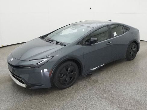 New 2025 Toyota Prius Plug-In Hybrid FWD image 19