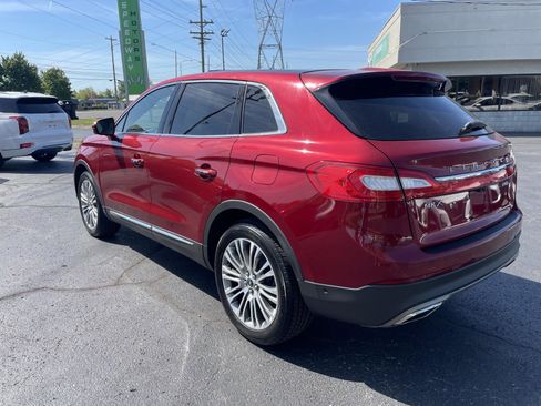 Used 2016 Lincoln MKX Reserve w/ Luxury Package AWD/4WD image 3