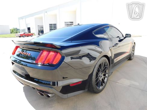 Used 2017 Ford Mustang GT Premium RWD image 25