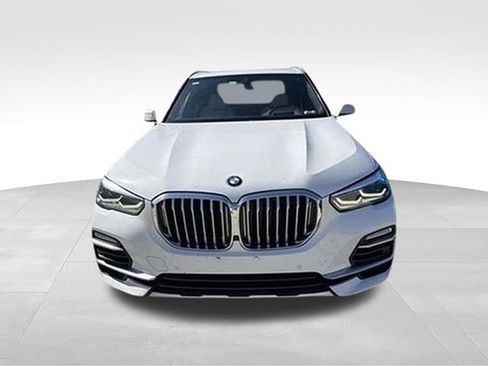 Used 2019 BMW X5 xDrive40i w/ Premium Package 2 AWD/4WD image 2