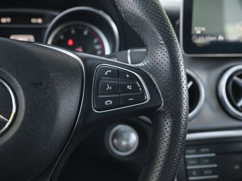 Used 2019 Mercedes-Benz CLA 250 image 25