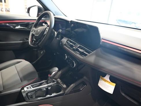 New 2026 Chevrolet TrailBlazer RS w/ Convenience Package AWD/4WD image 13