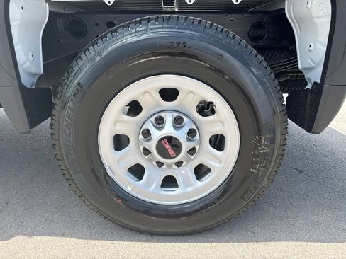 New 2026 GMC Sierra 2500 Pro w/ 1SA Pro Safety Plus Package AWD/4WD image 30