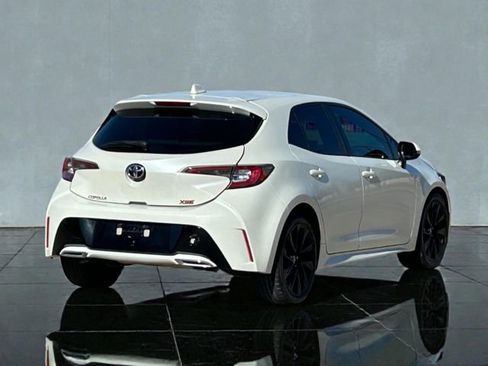 Used 2019 Toyota Corolla XSE image 4