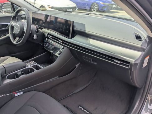 New 2026 Hyundai Sonata SEL FWD image 30