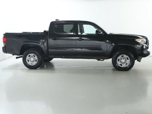 Certified 2023 Toyota Tacoma SR AWD/4WD image 11