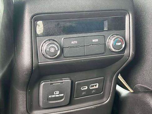 Used 2023 GMC Acadia AT4 image 13