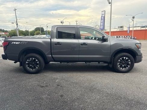 Used 2024 Nissan Titan PRO-4X w/ Pro-4x Convenience Package AWD/4WD image 6