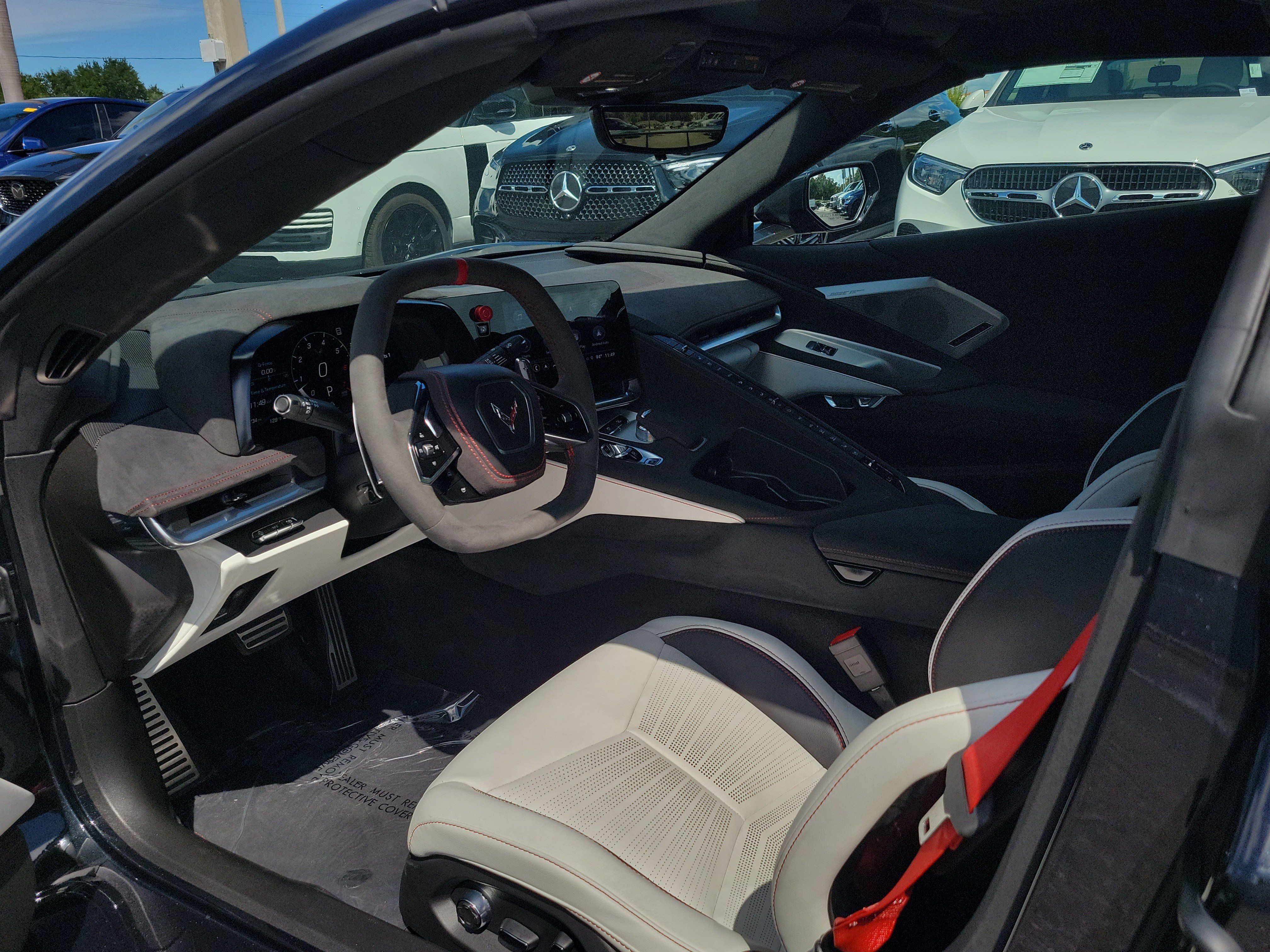Used 2023 Chevrolet Corvette Stingray Premium Cpe RWD image 14