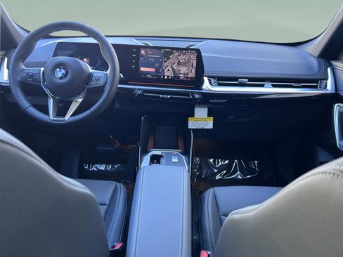 Used 2025 BMW X1 xDrive28i w/ Convenience Package image 8