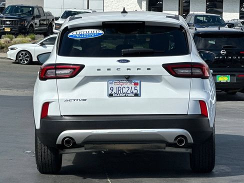 Certified 2023 Ford Escape Active AWD/4WD image 6