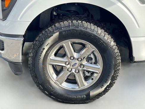 Used 2025 Ford F150 Lariat w/ FX4 Off-Road Package image 33